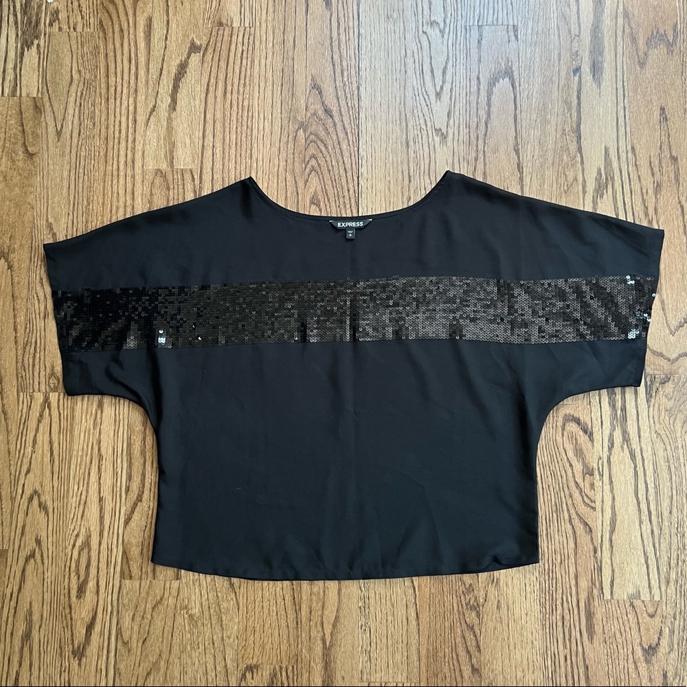 Express Black Top Small